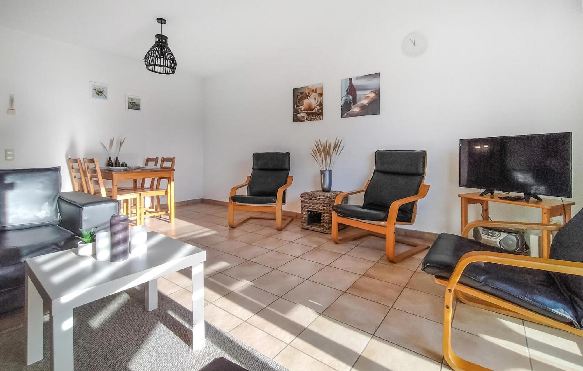 Beautiful Apartment In Bredene With Kitchen 외부 사진
